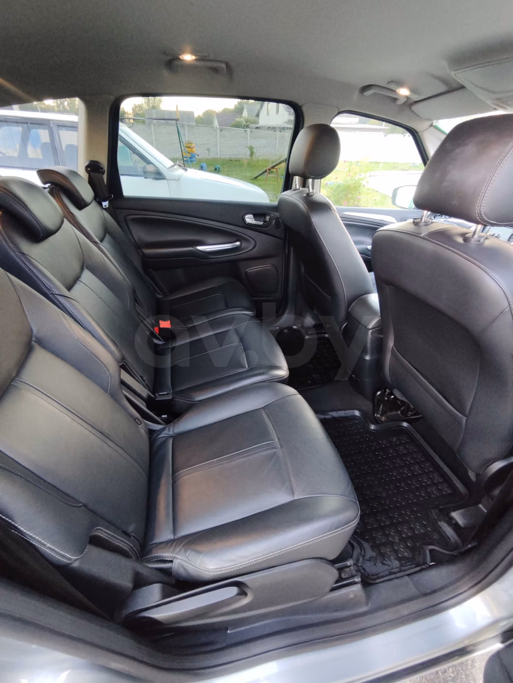 Ford S-MAX фото 14