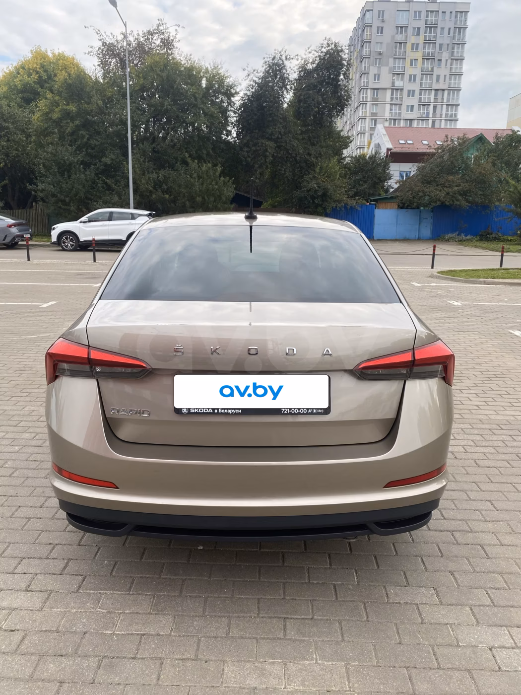 Skoda Rapid фото 3