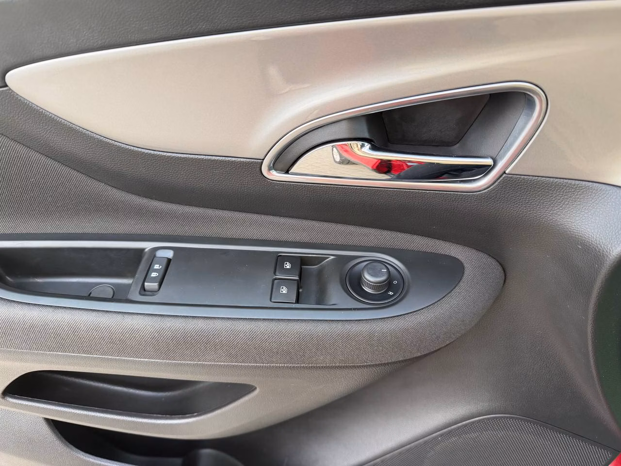 Opel Mokka фото 9