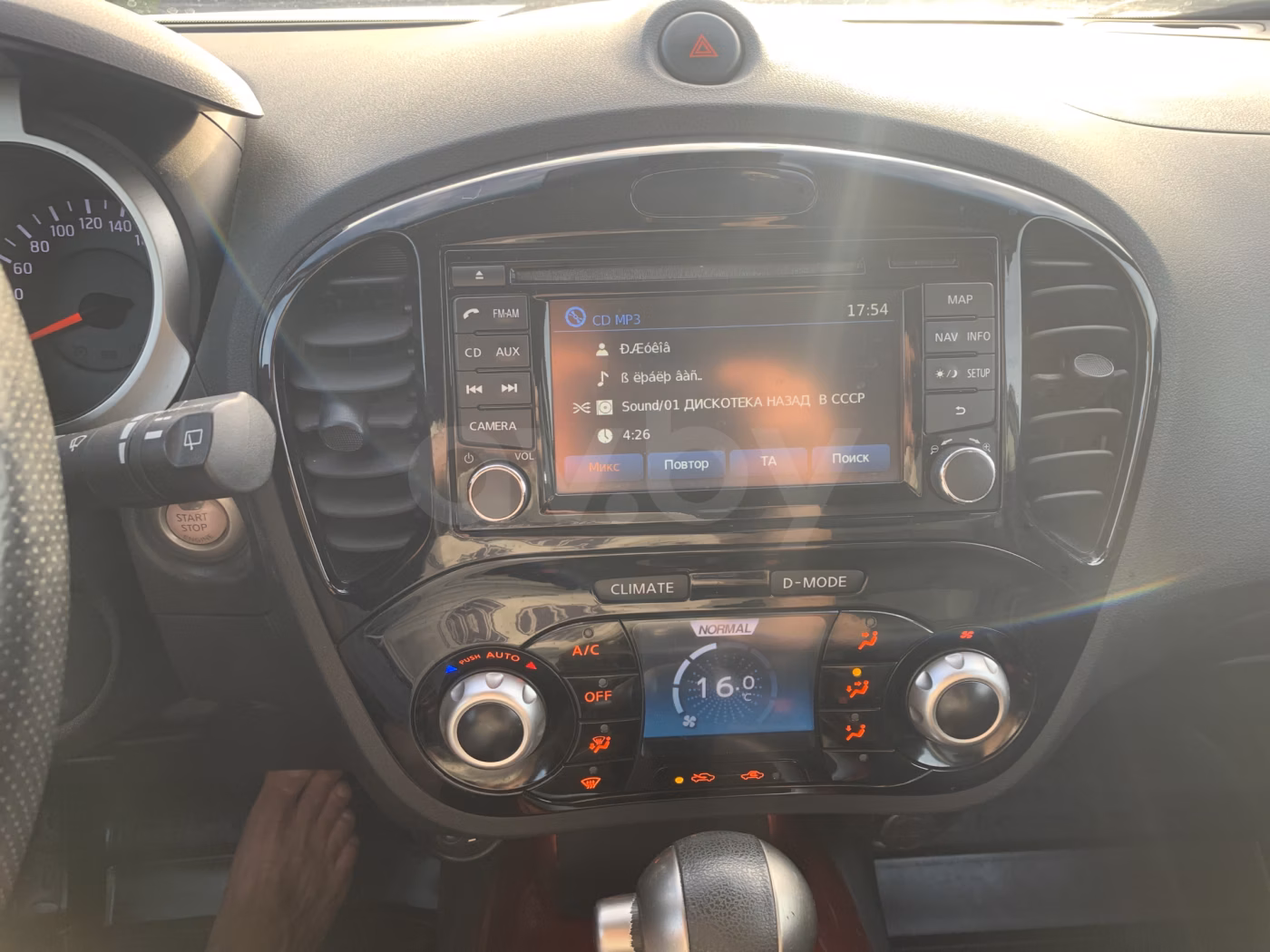 Nissan Juke фото 11