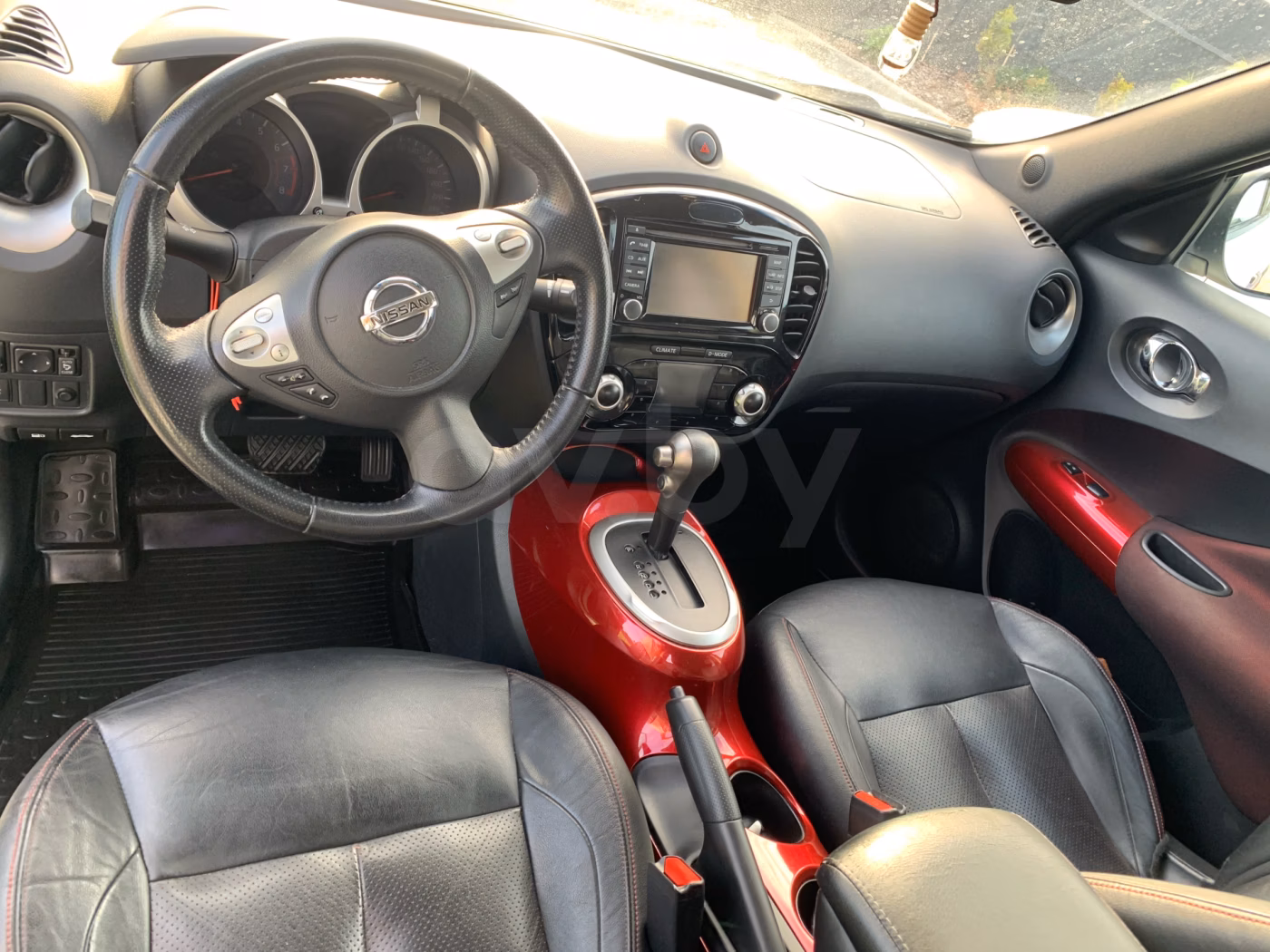 Nissan Juke фото 10