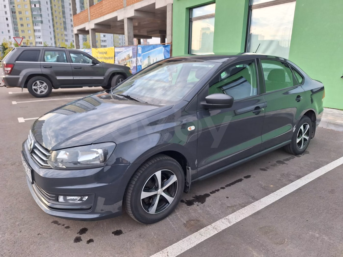Volkswagen Polo Sedan фото 3