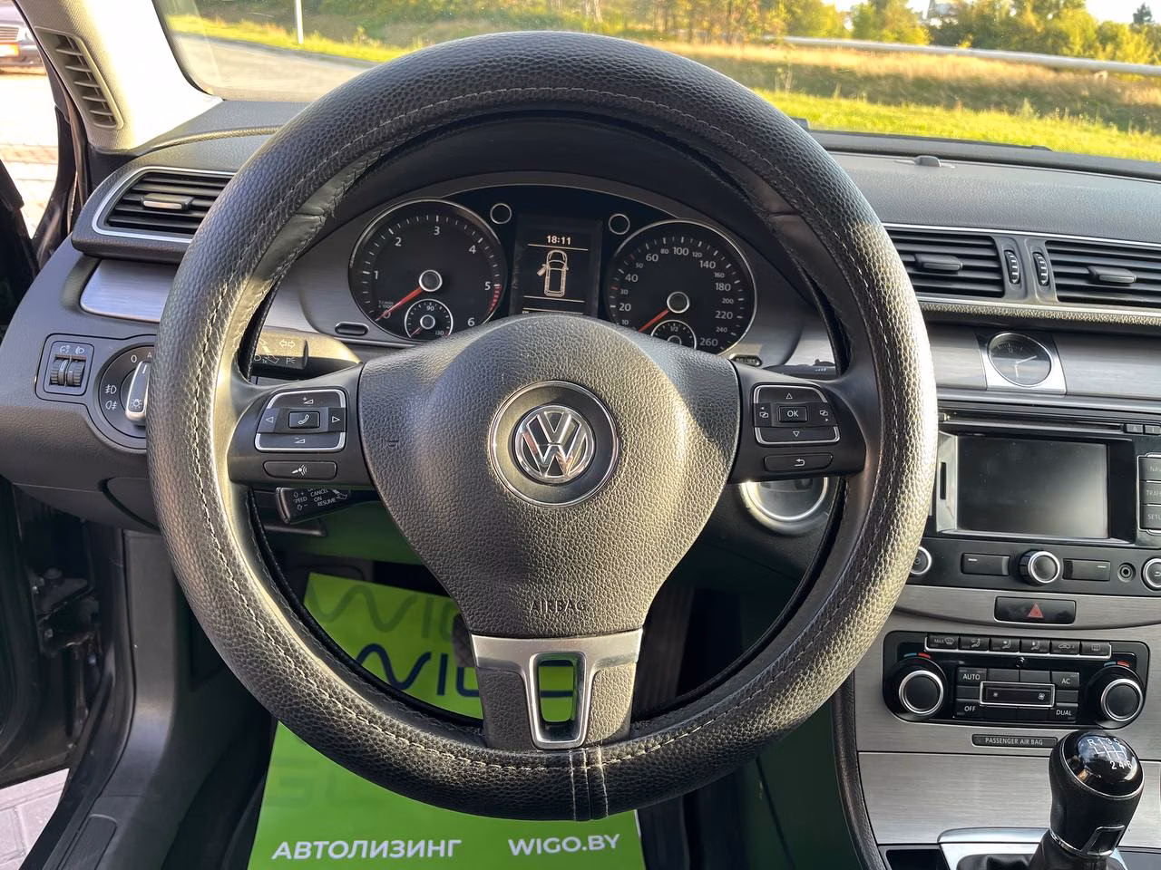 Volkswagen Passat фото 10