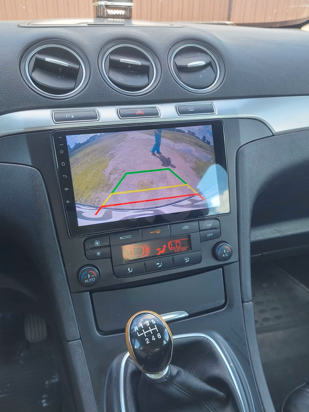 Ford Galaxy фото 9