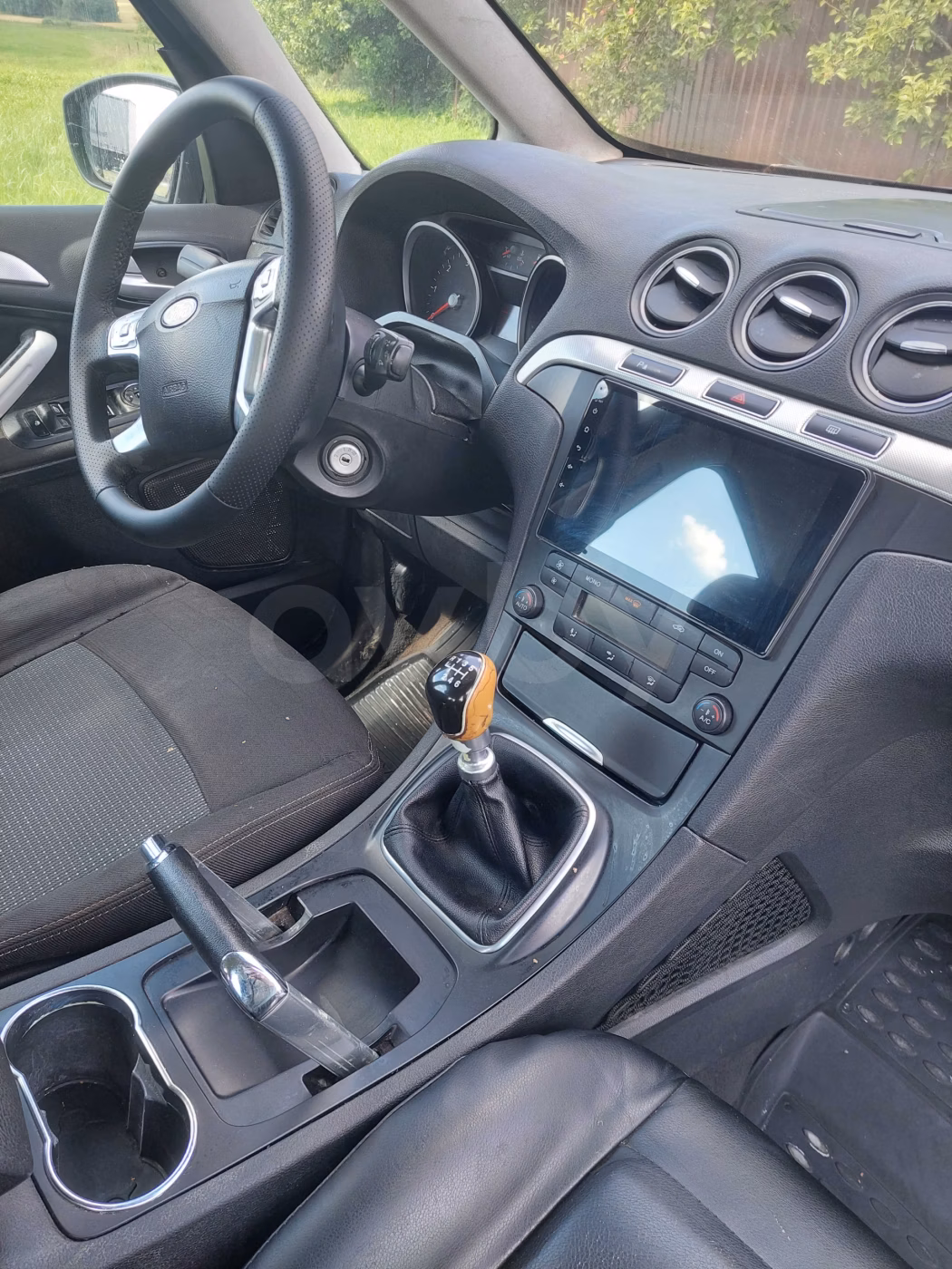 Ford Galaxy фото 12