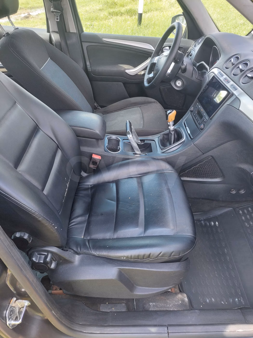 Ford Galaxy фото 13