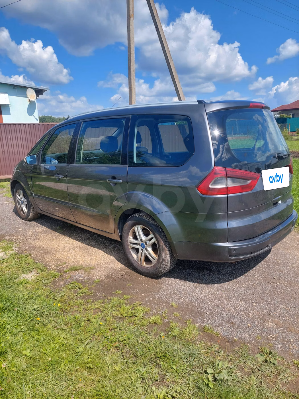 Ford Galaxy фото 6