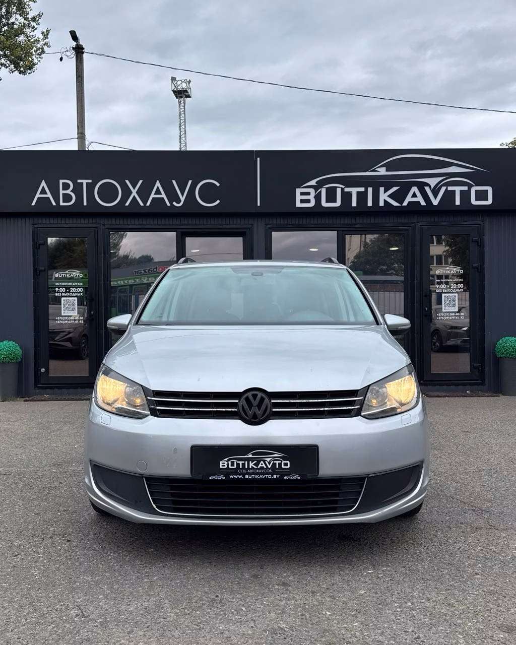 Volkswagen Touran фото 2