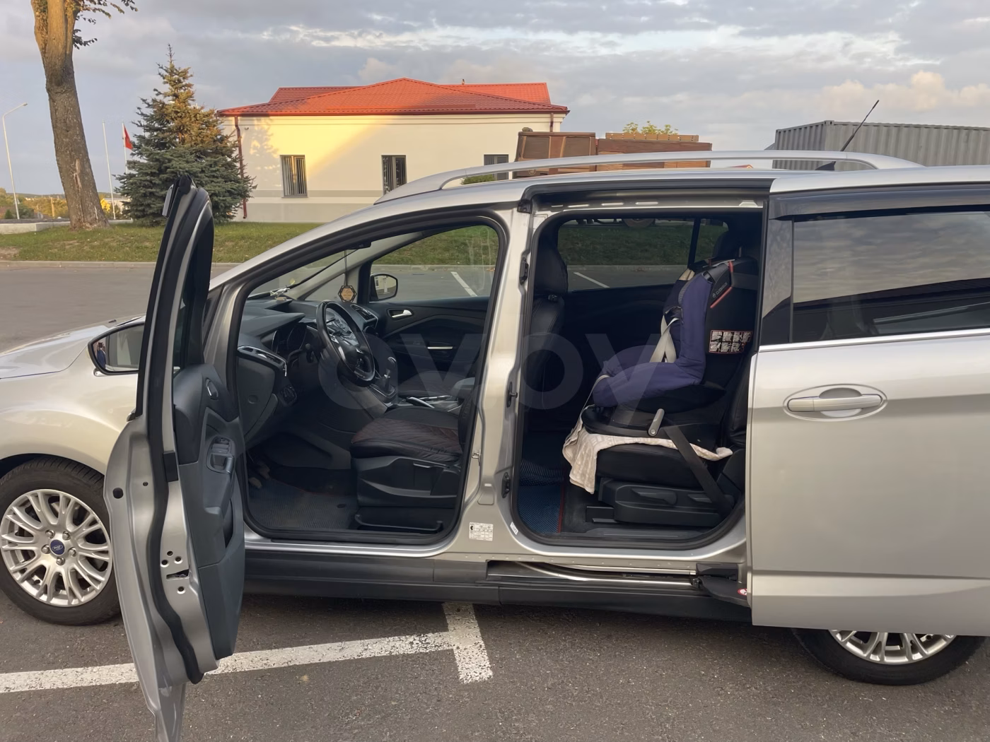 Ford Grand C-Max фото 6
