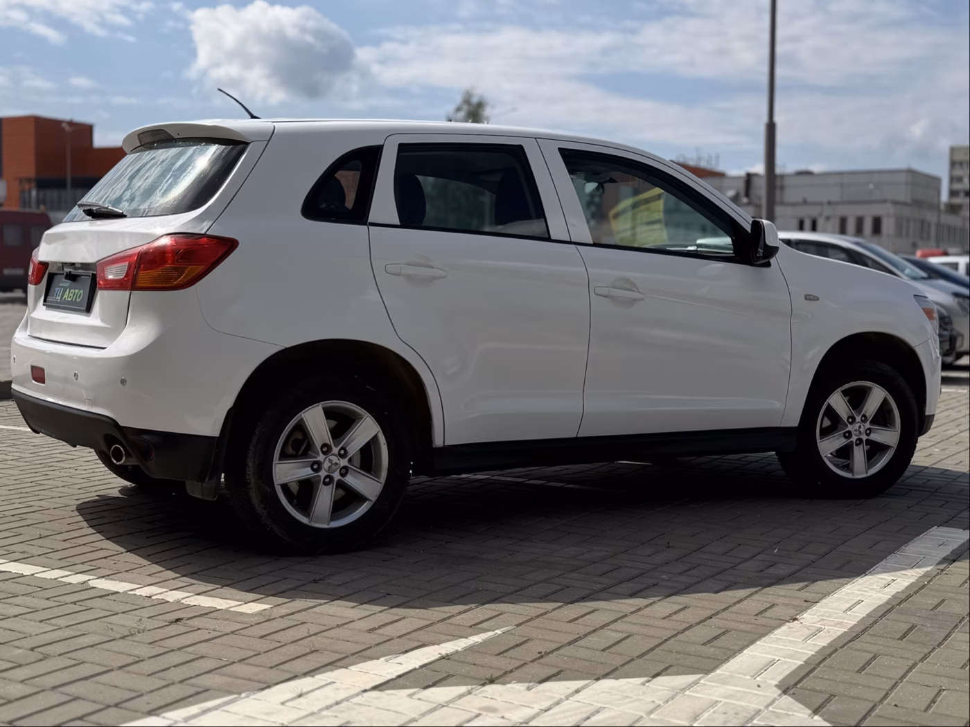 Mitsubishi ASX фото 10