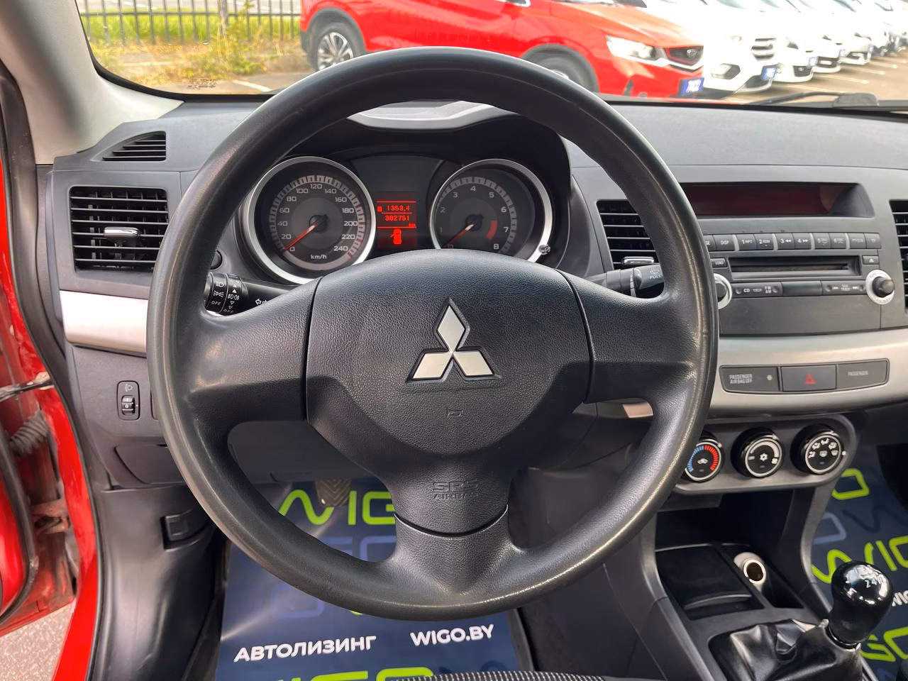Mitsubishi Lancer фото 11