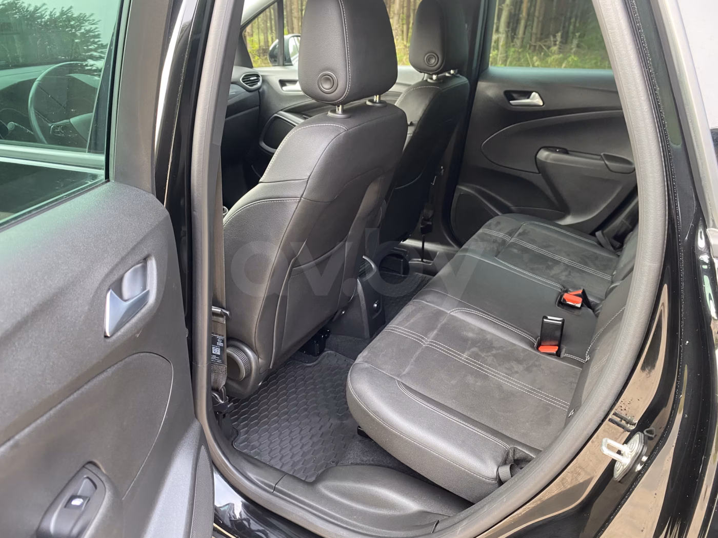 Opel Crossland X фото 17