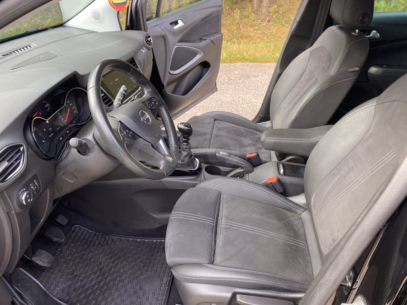Opel Crossland X фото 23