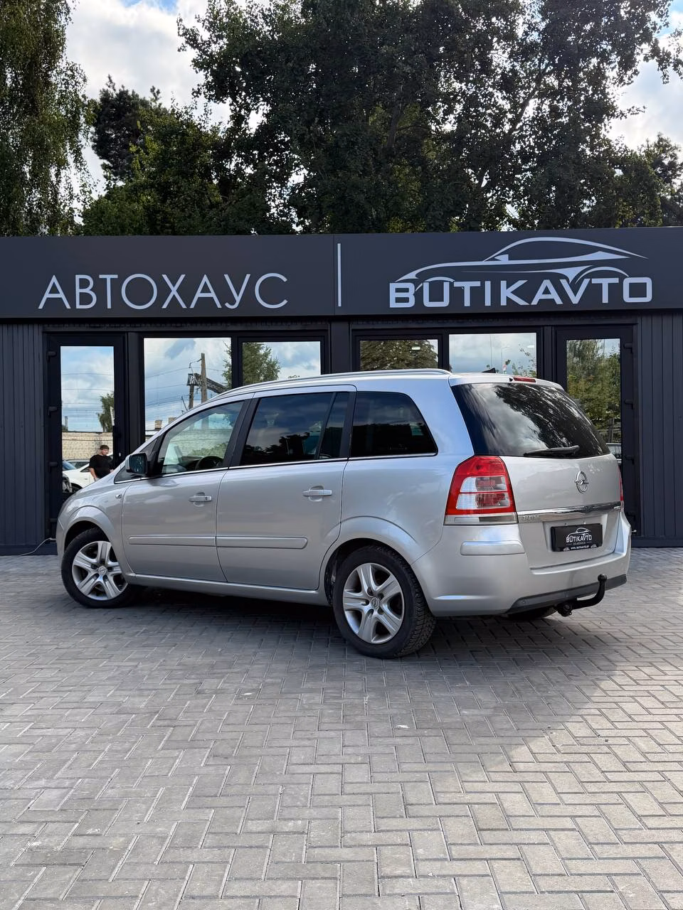 Opel Zafira фото 5