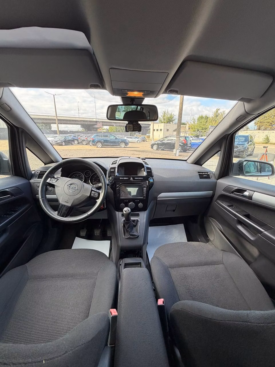Opel Zafira фото 13