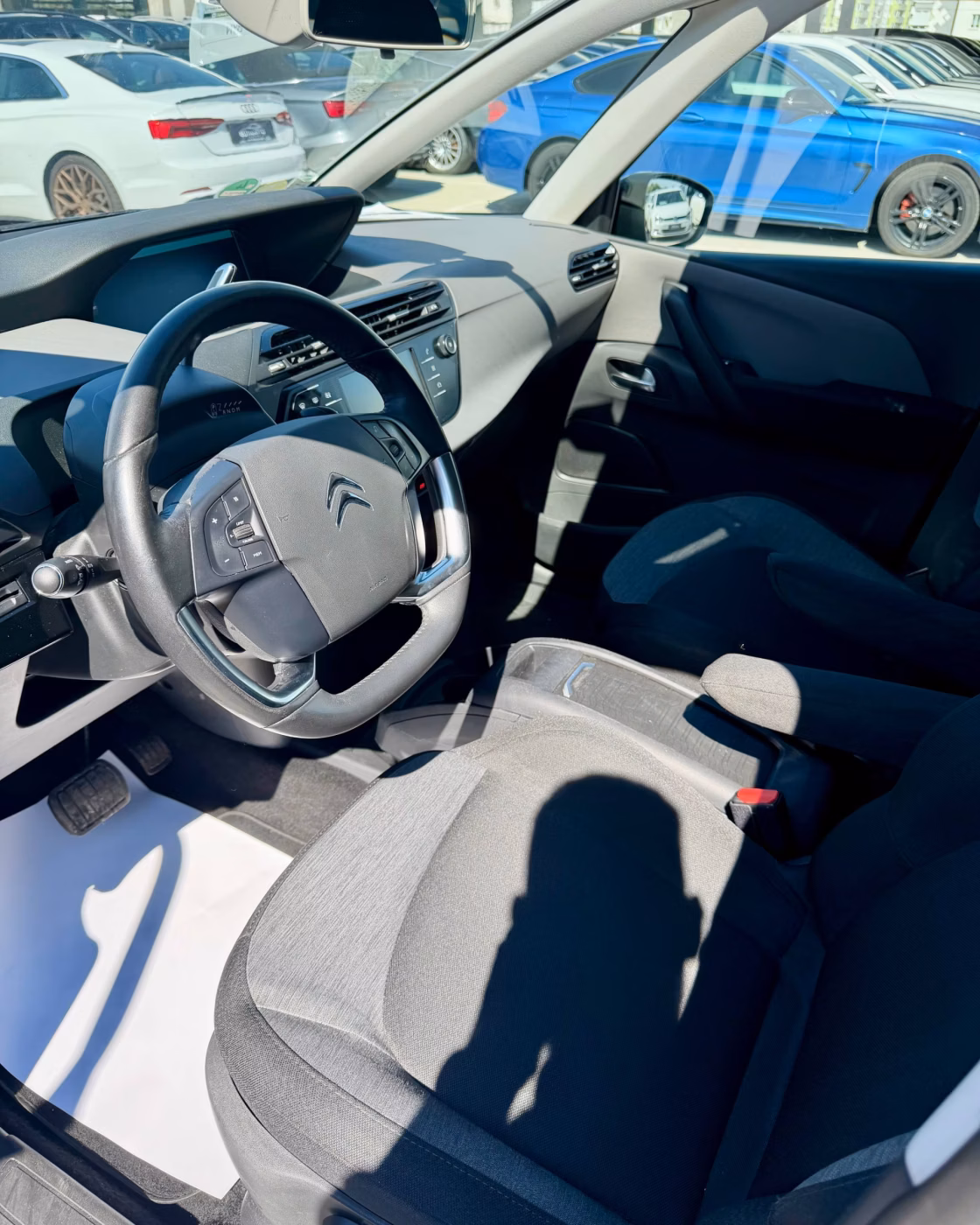 Citroen C4 Grand Spacetourer фото 10