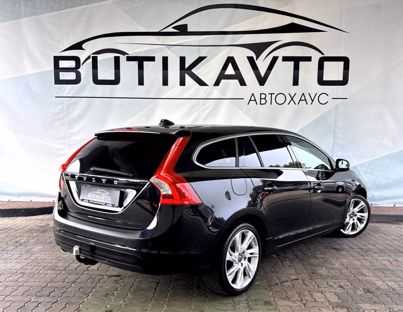 Volvo V60 фото 7
