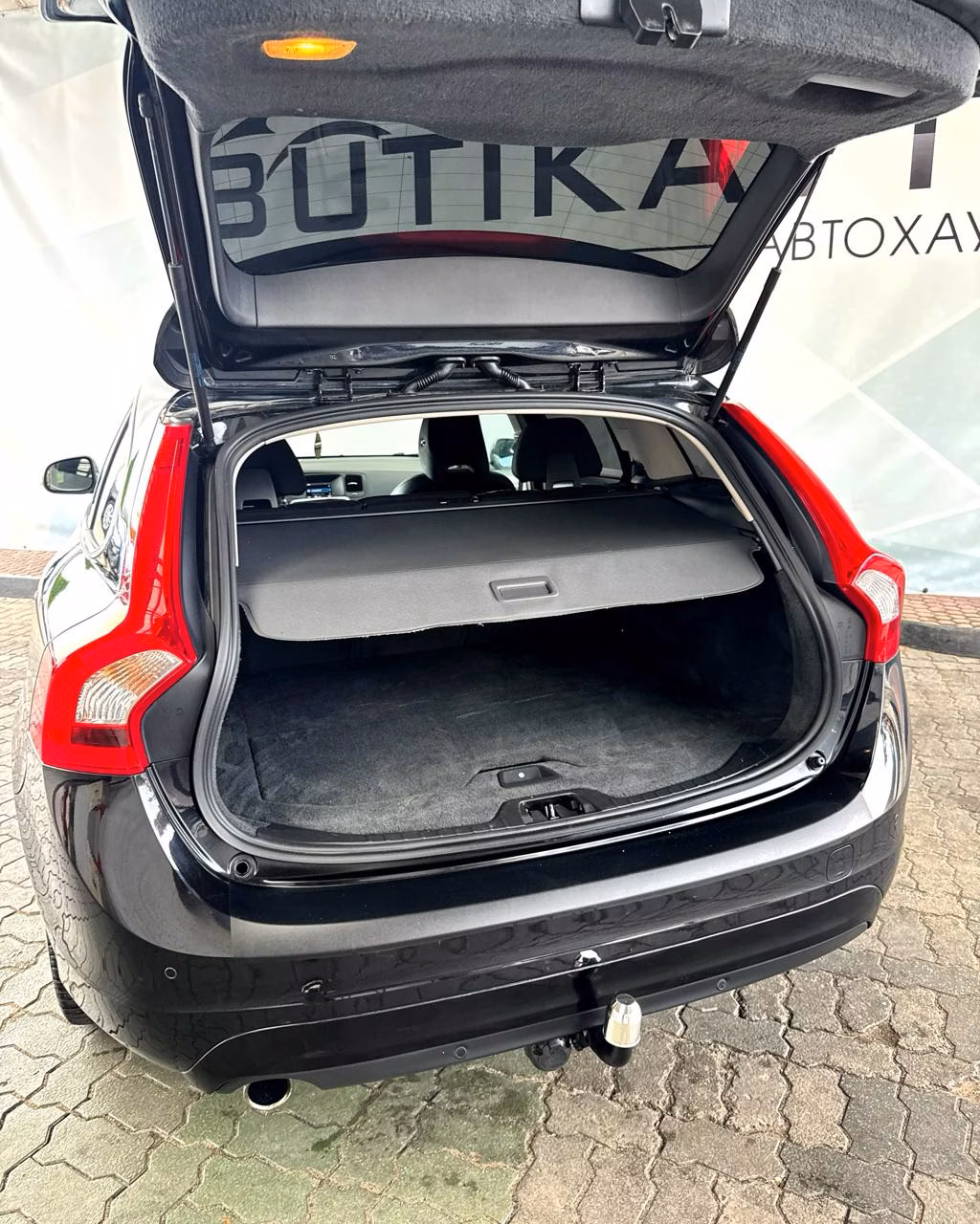 Volvo V60 фото 15
