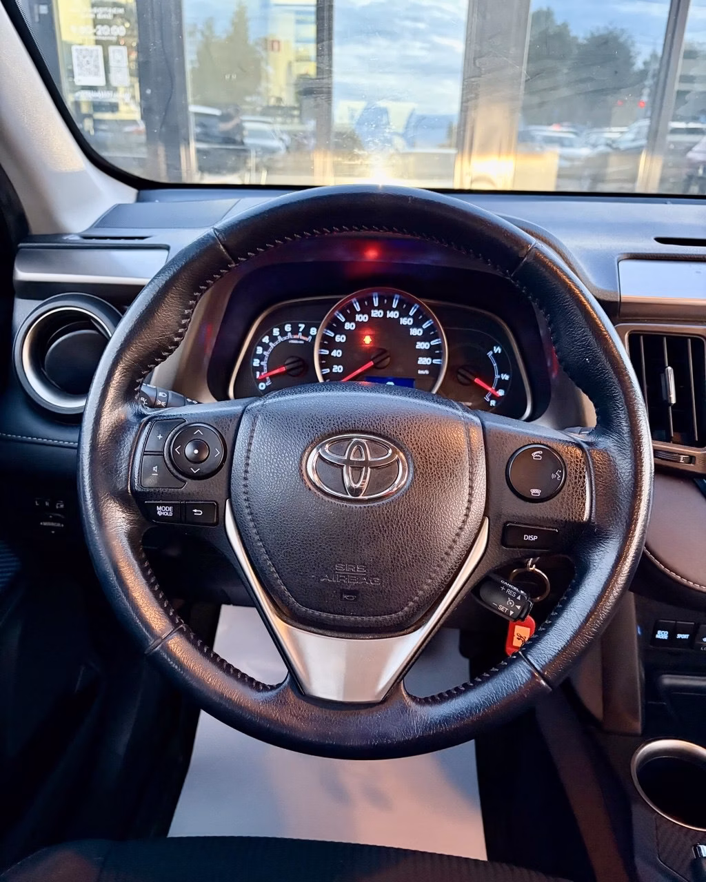 Toyota RAV4 фото 15