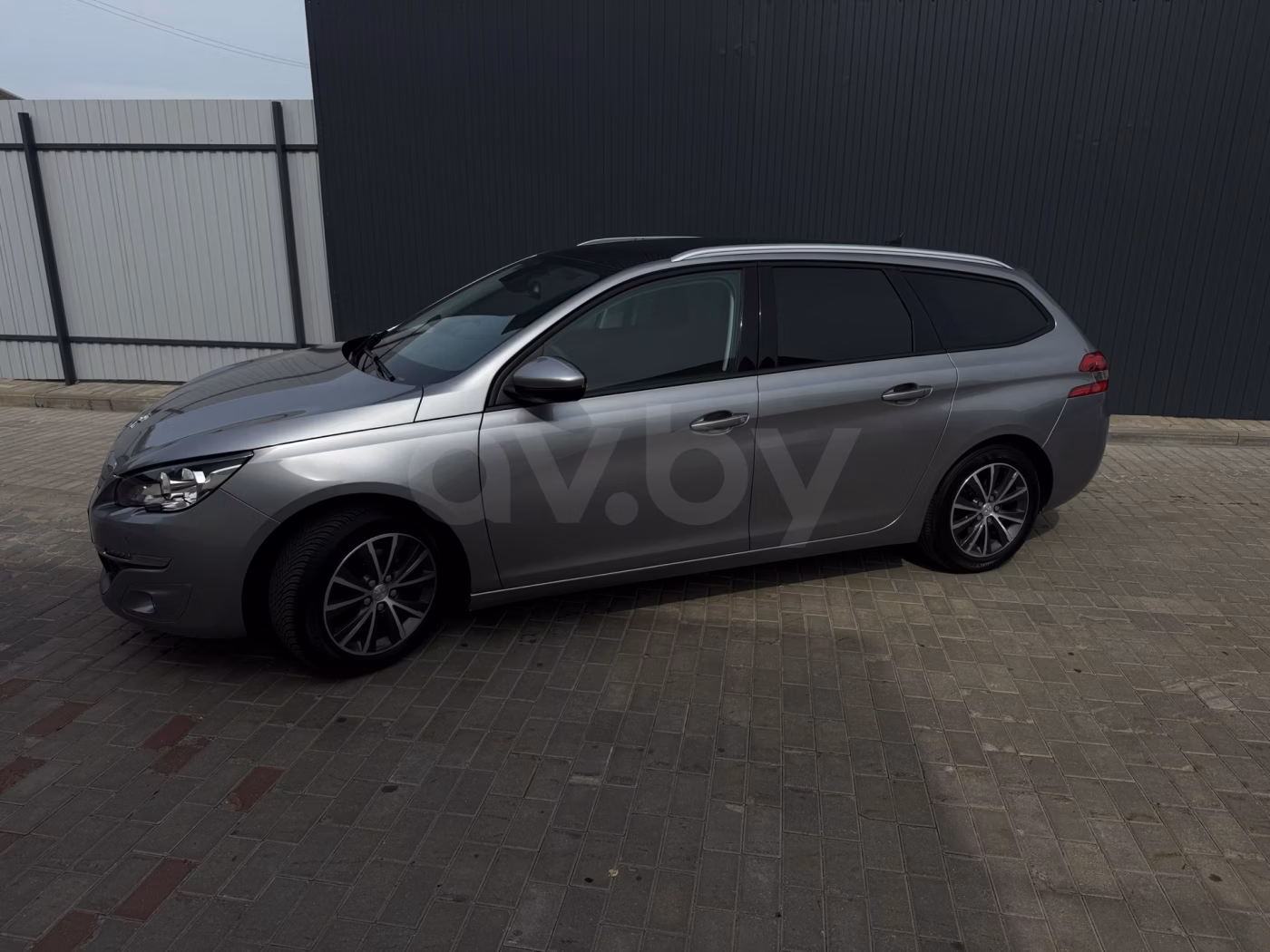 Peugeot 308 фото 10
