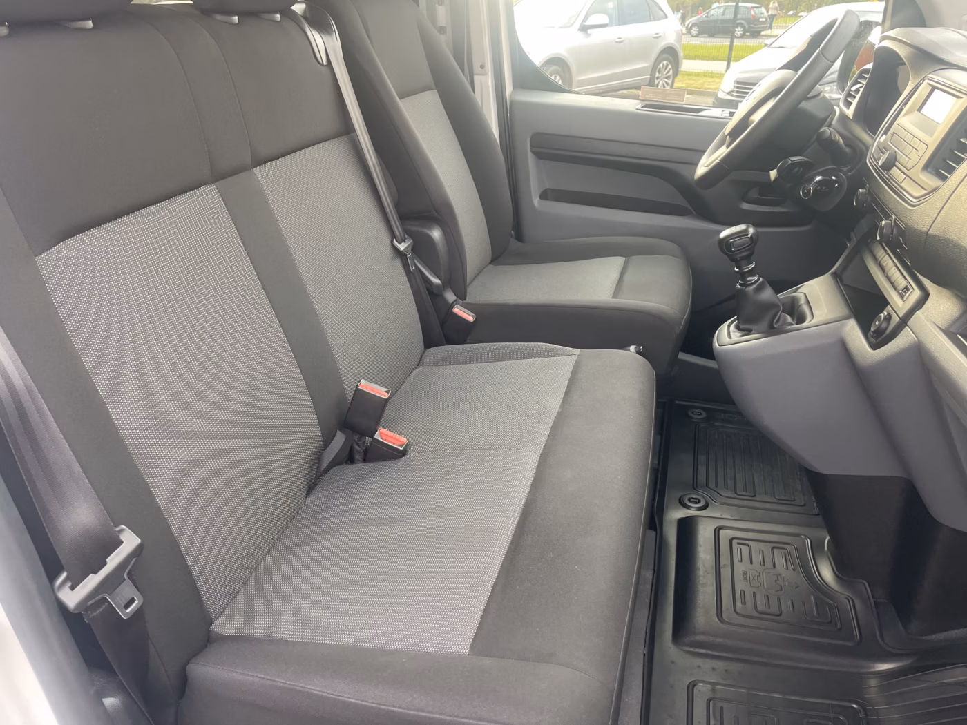 Toyota ProAce Verso фото 14