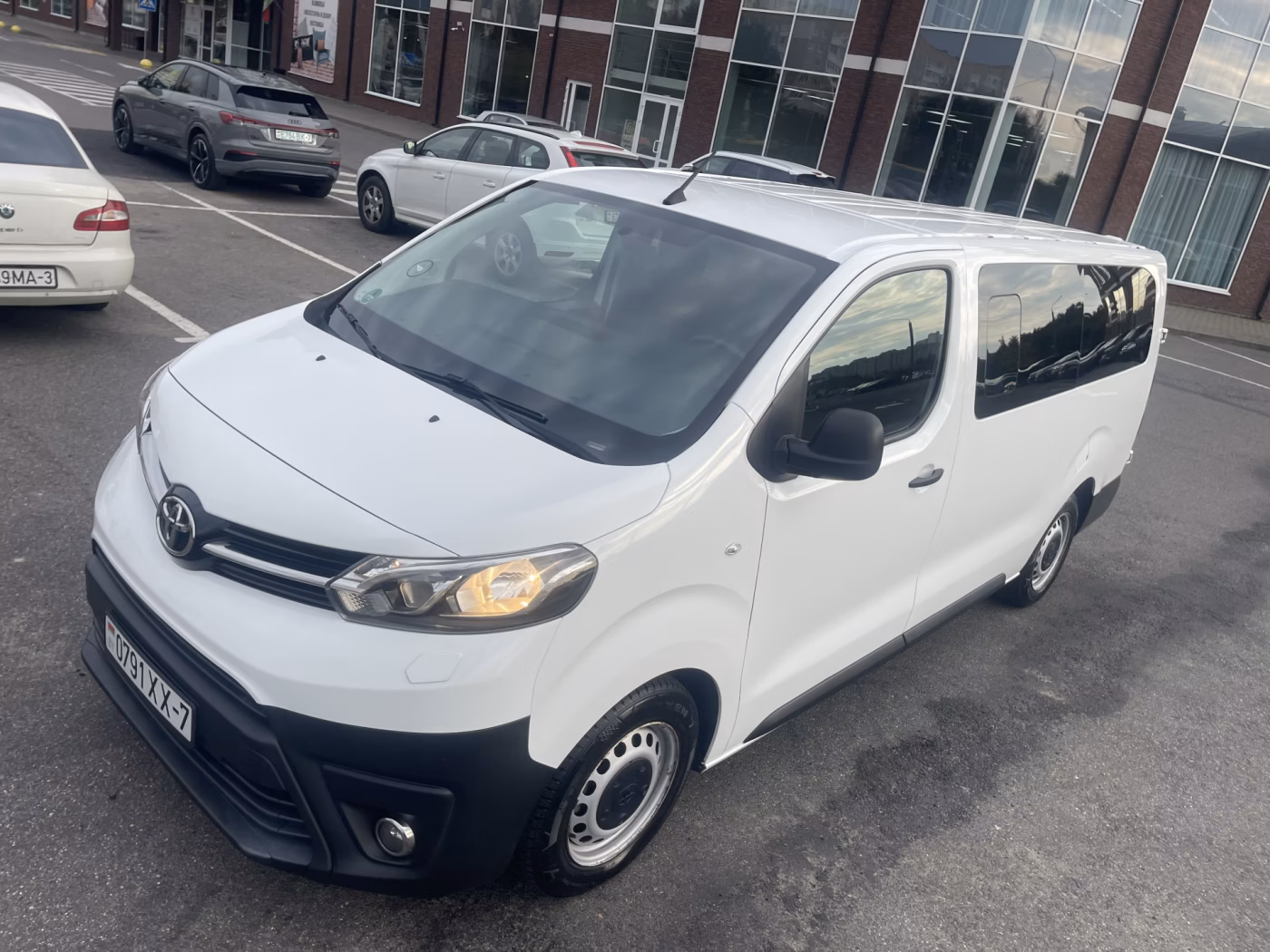 Toyota ProAce Verso фото 23