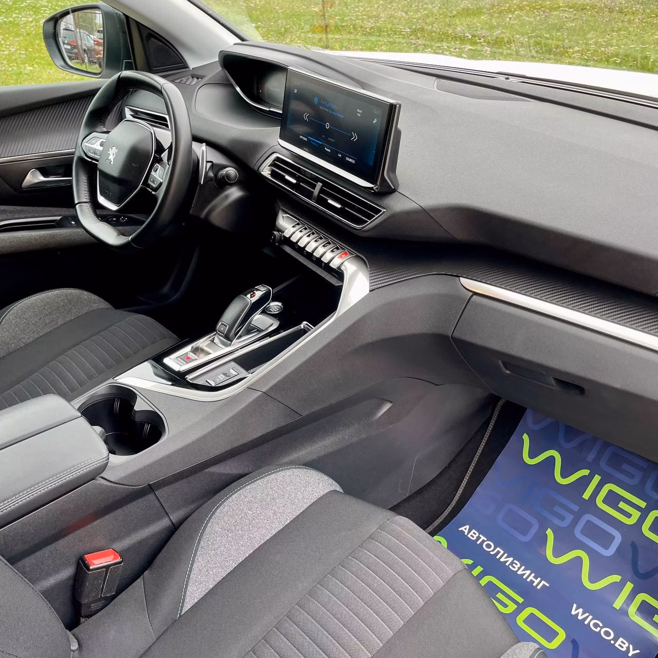 Peugeot 5008 фото 12