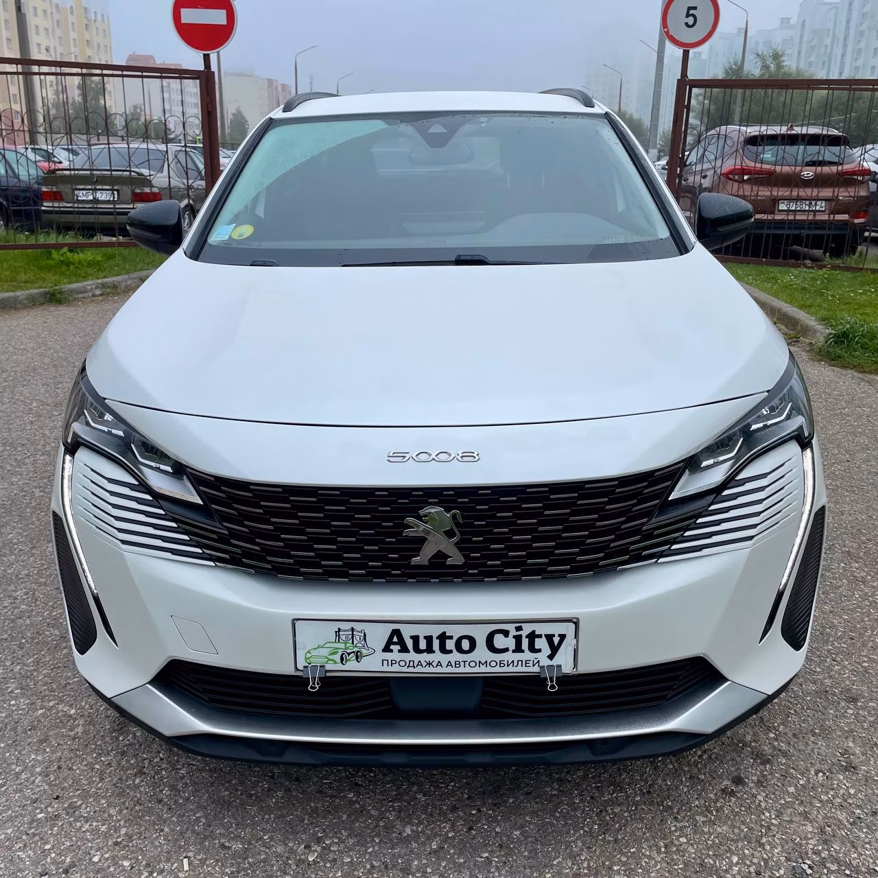 Peugeot 5008 фото 2