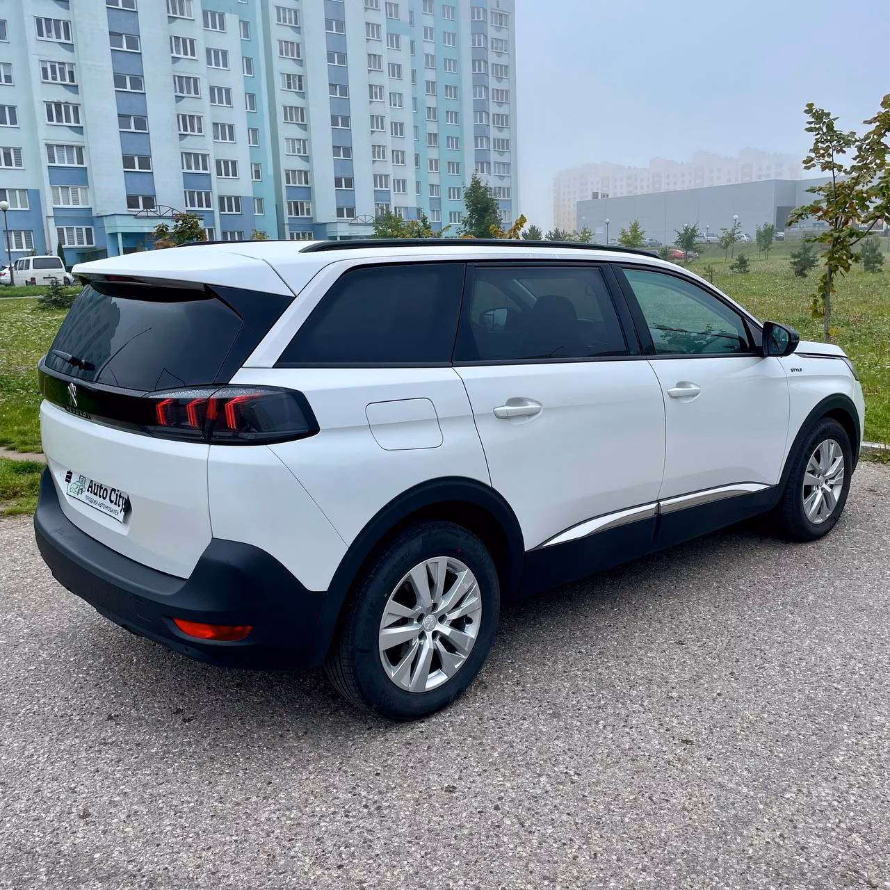 Peugeot 5008 фото 4