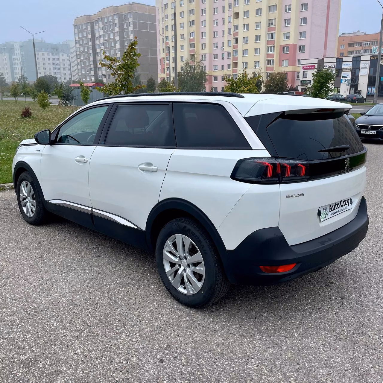 Peugeot 5008 фото 6