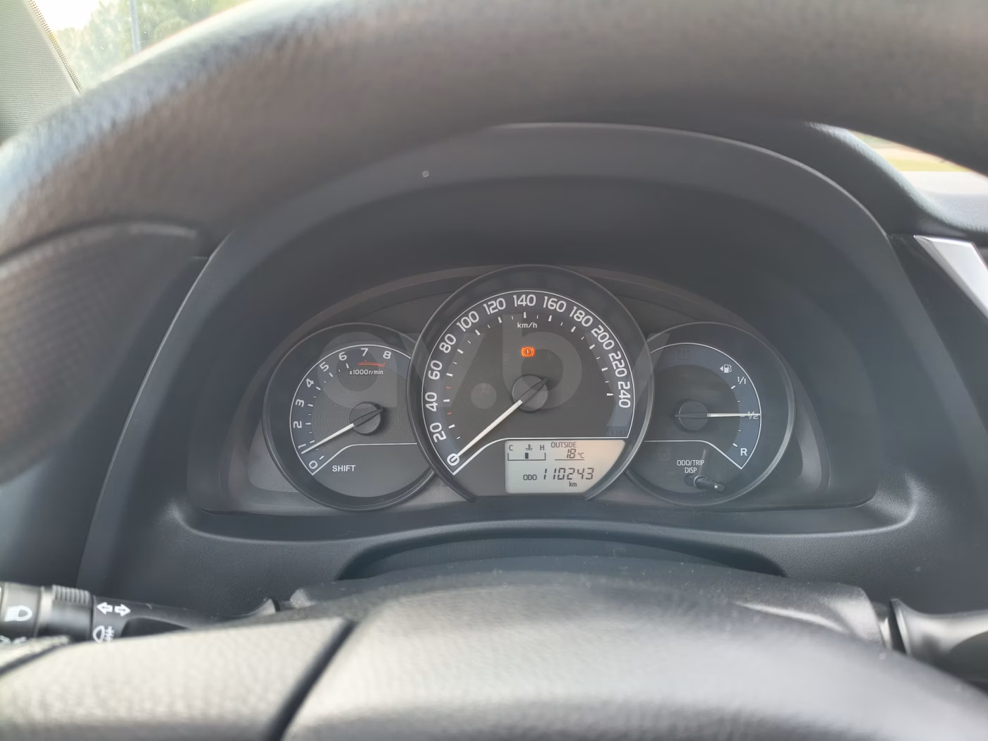 Toyota Auris фото 8
