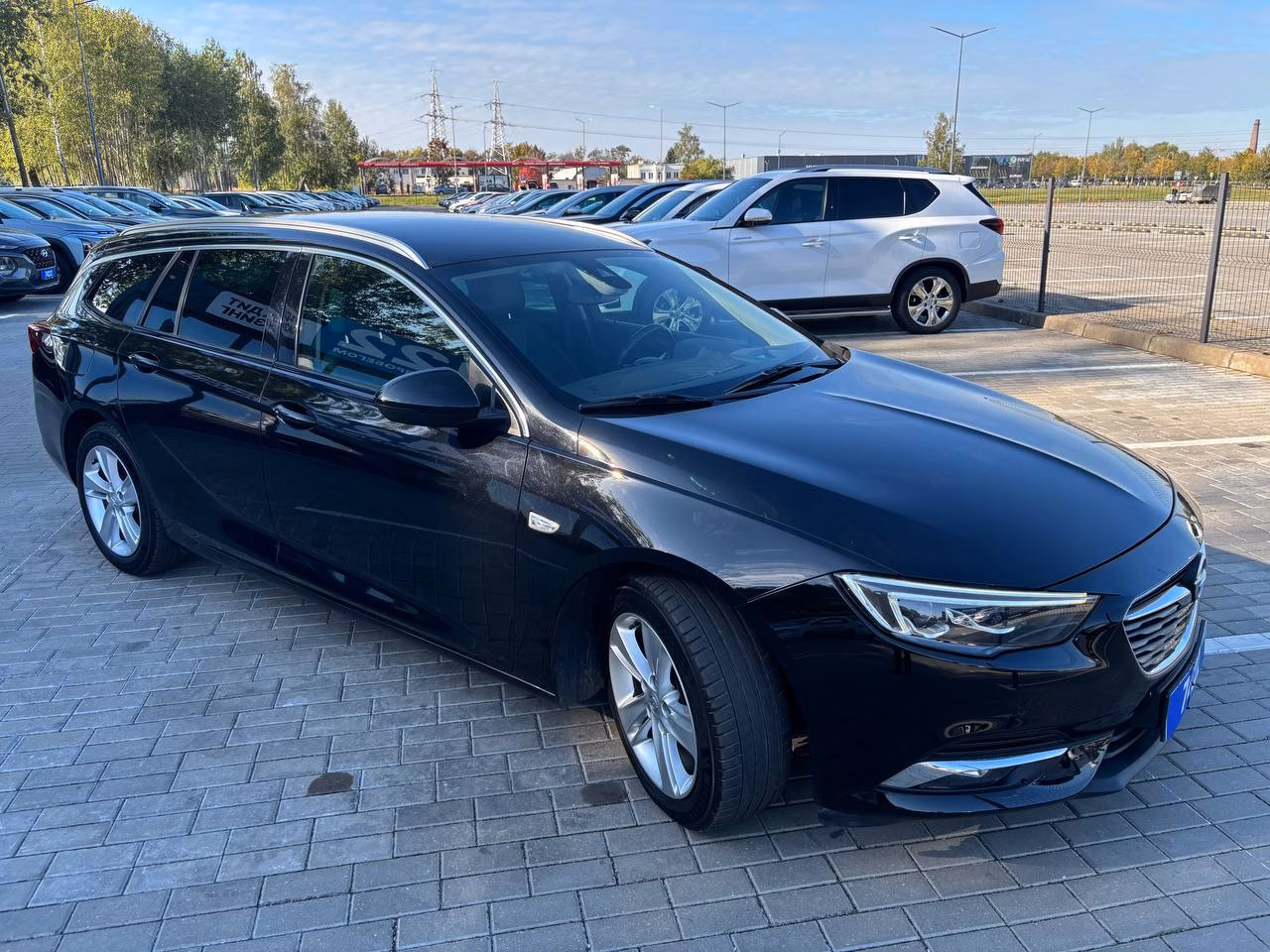 Opel Insignia фото 2