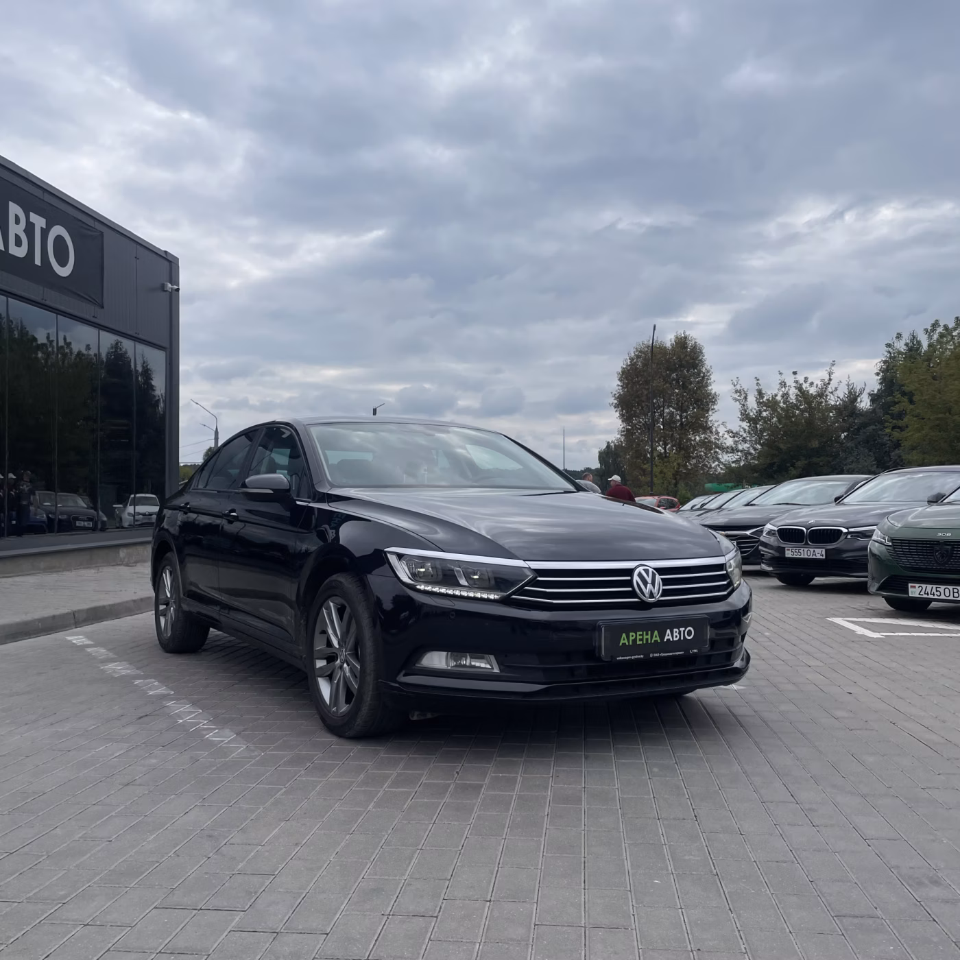 Volkswagen Passat фото 3