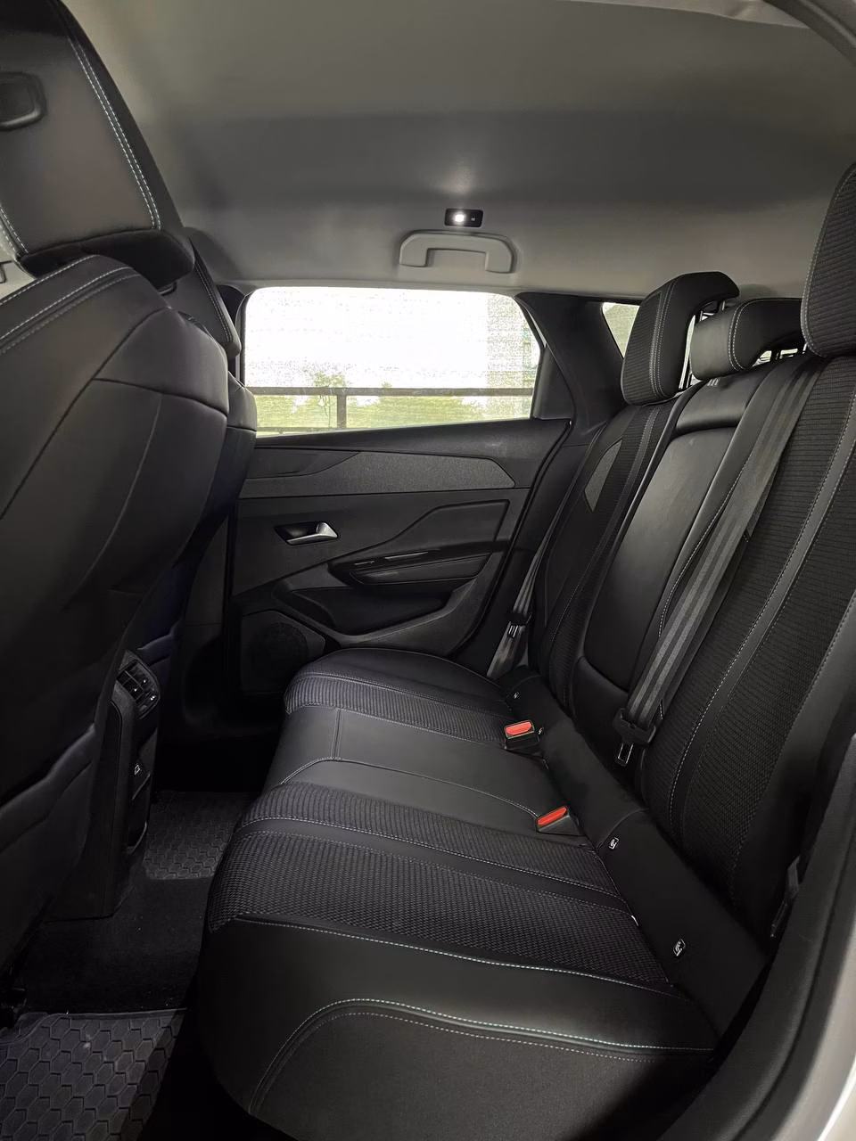 Peugeot 308 фото 14