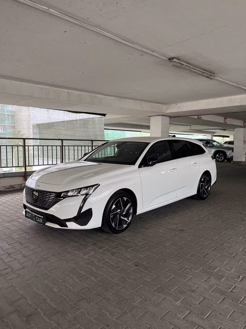 Peugeot 308 фото 3