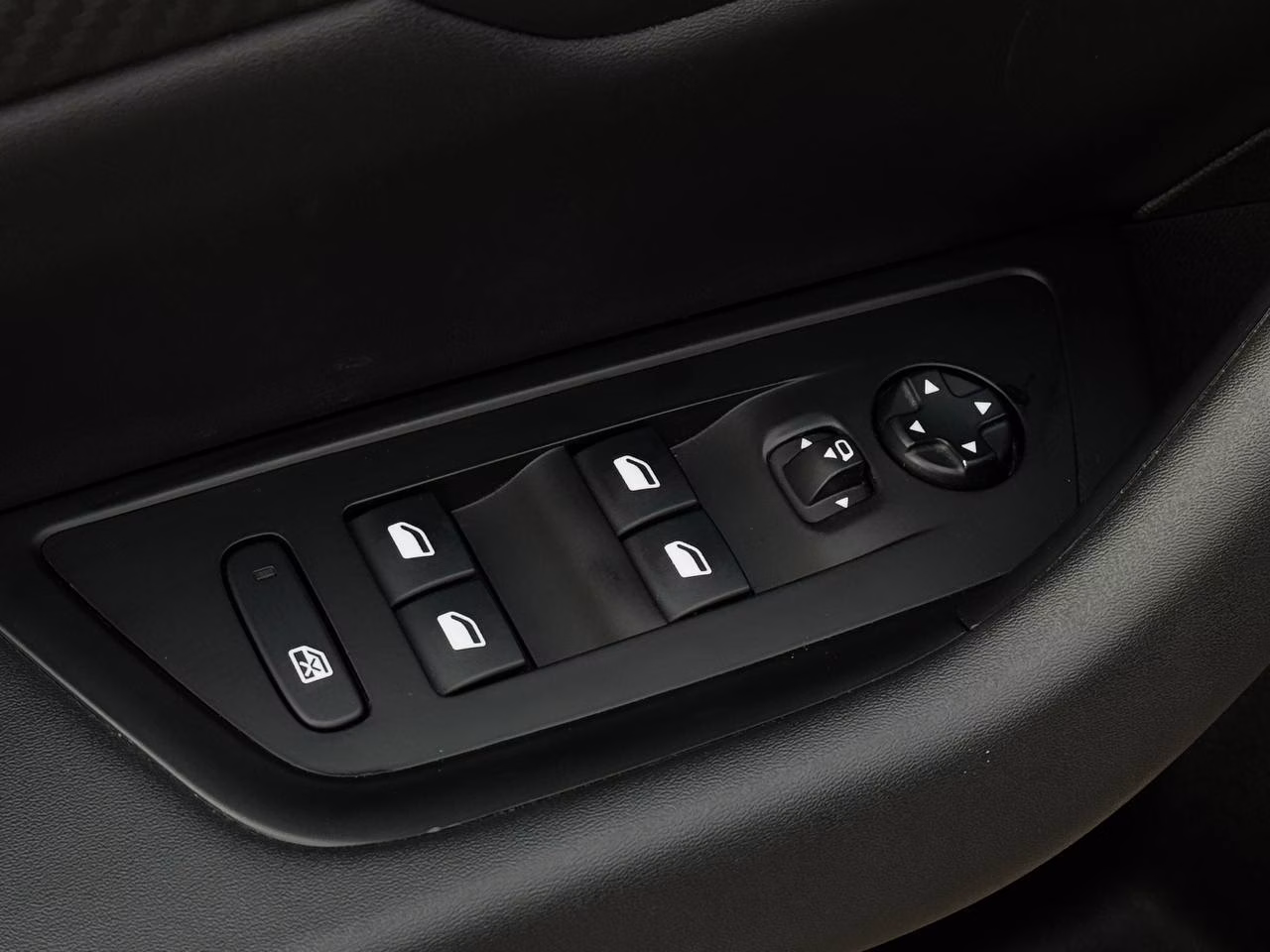 Peugeot 508 фото 7