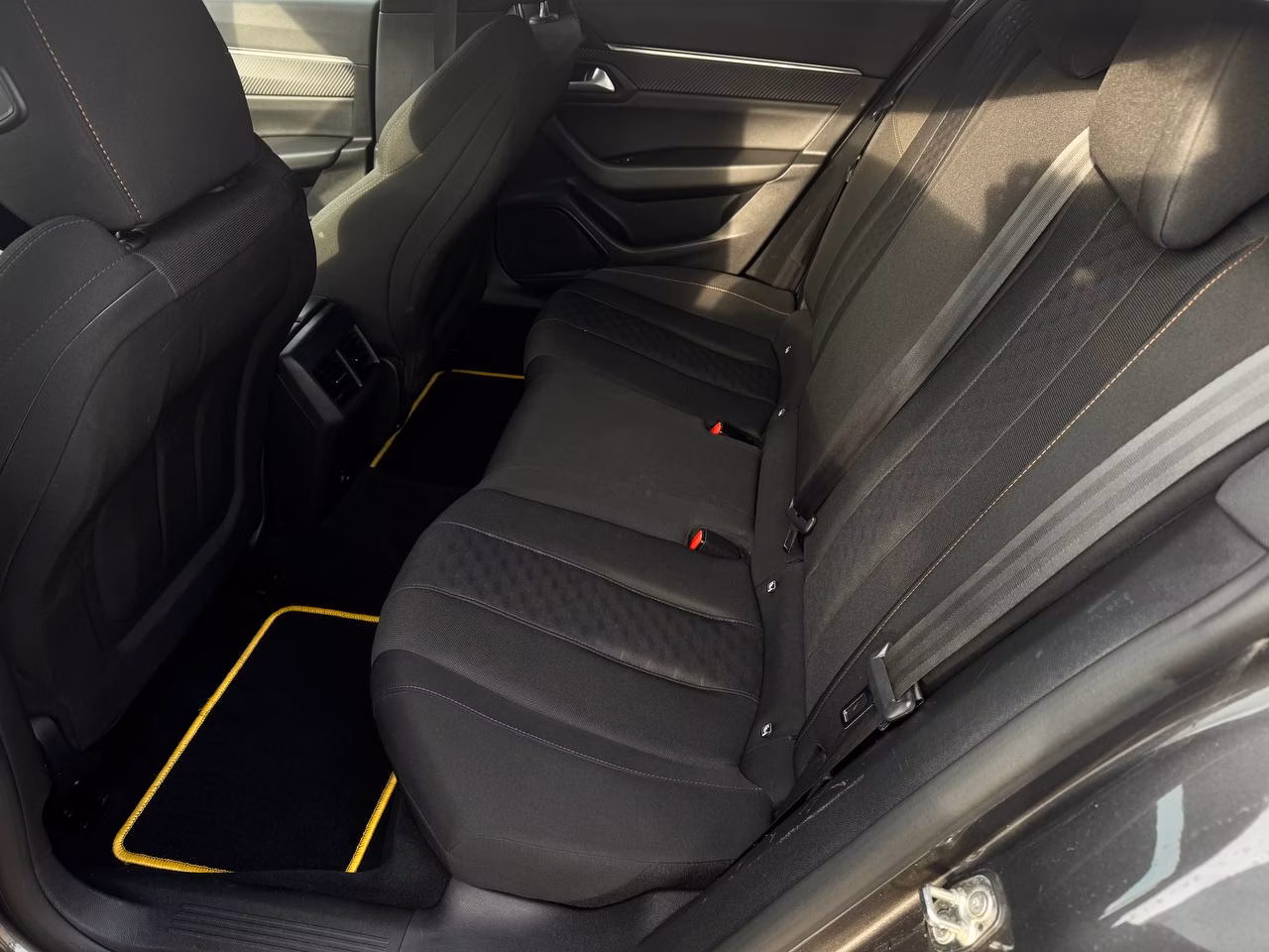 Peugeot 508 фото 19