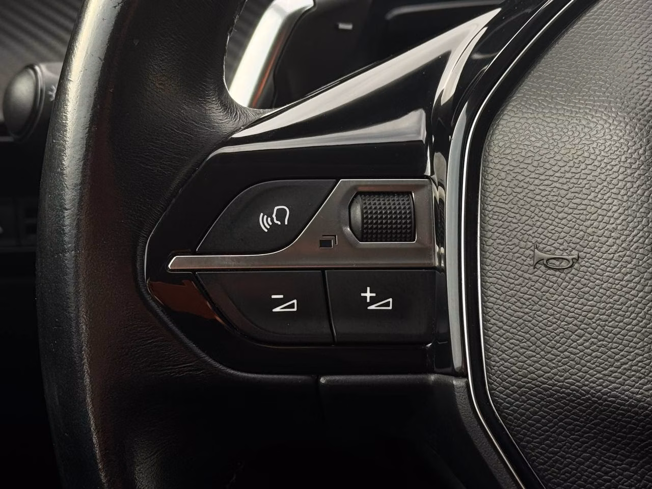 Peugeot 508 фото 13