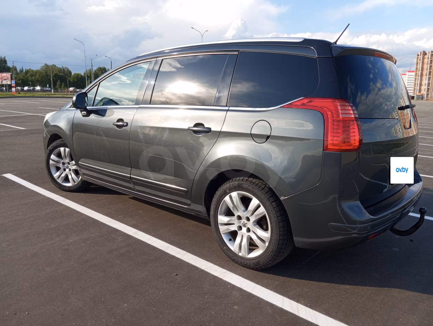 Peugeot 5008 фото 5
