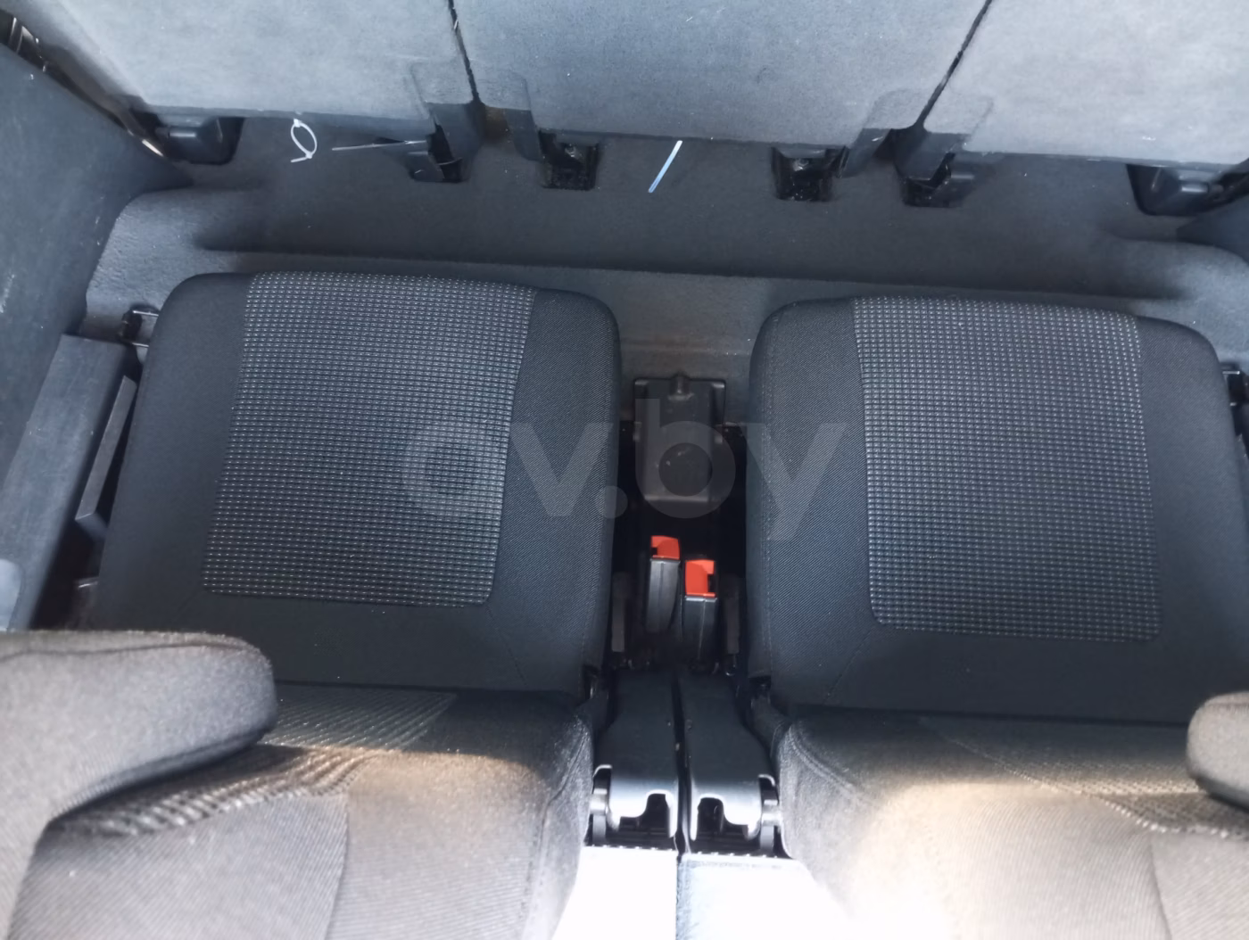 Peugeot 5008 фото 10