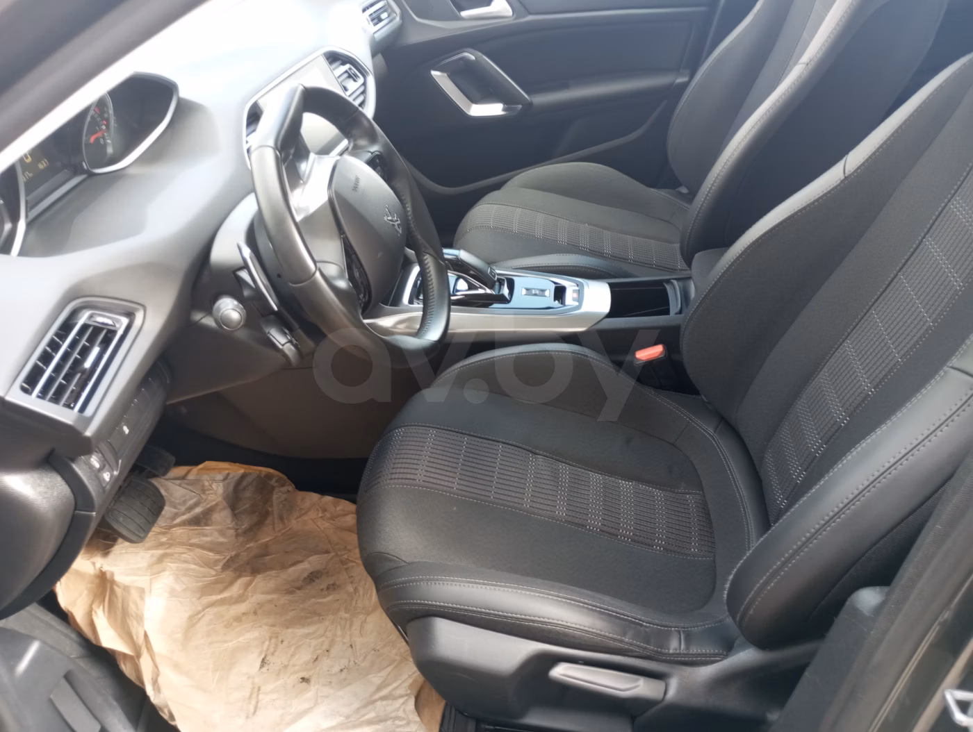 Peugeot 308 фото 7
