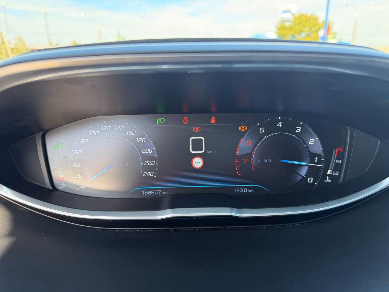 Peugeot 3008 фото 12