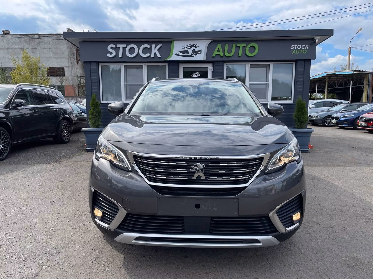 Peugeot 5008 фото 2