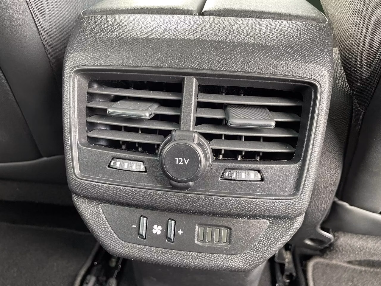 Peugeot 5008 фото 20
