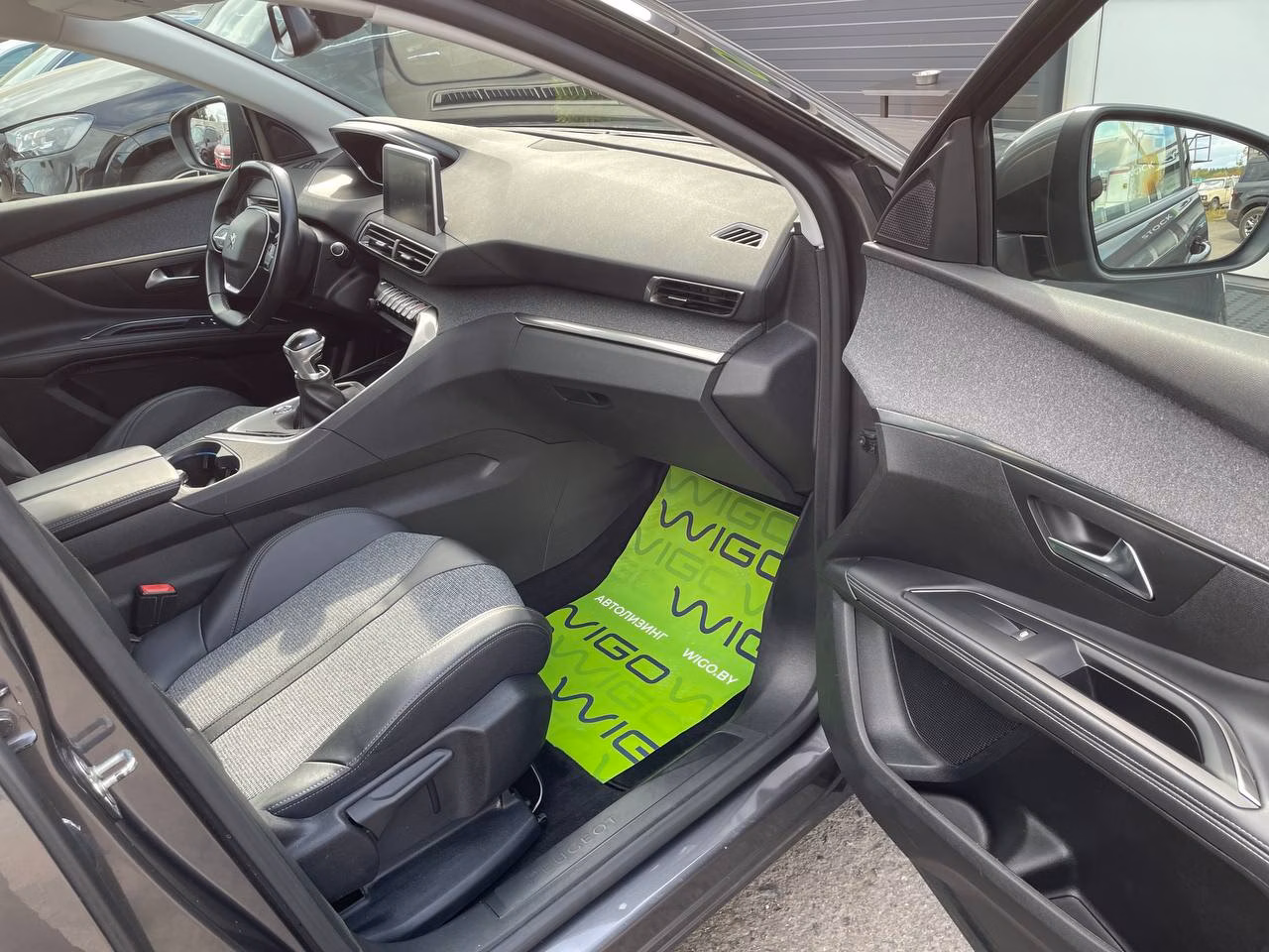 Peugeot 5008 фото 24