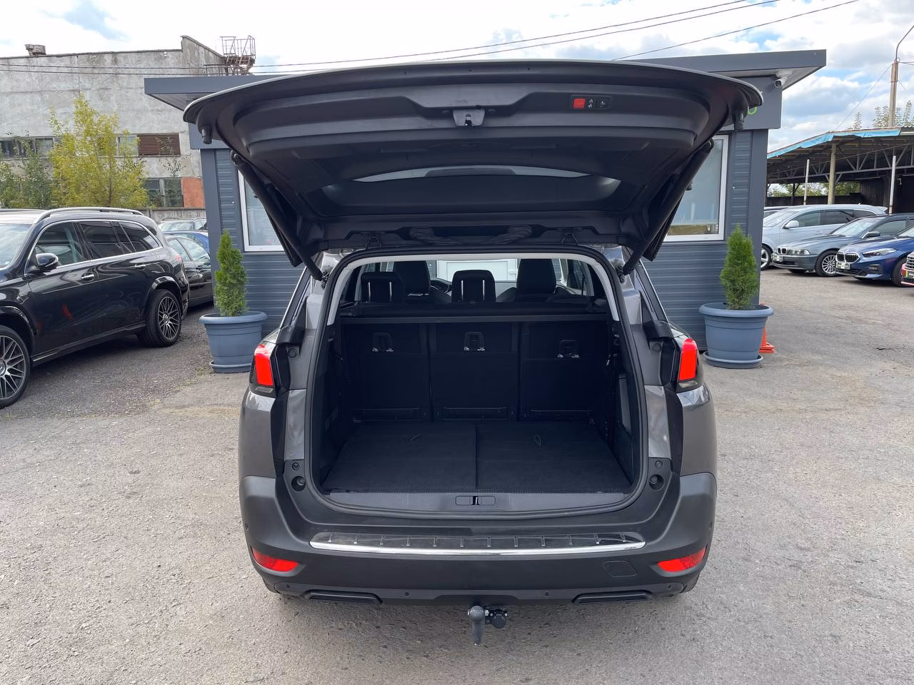 Peugeot 5008 фото 11