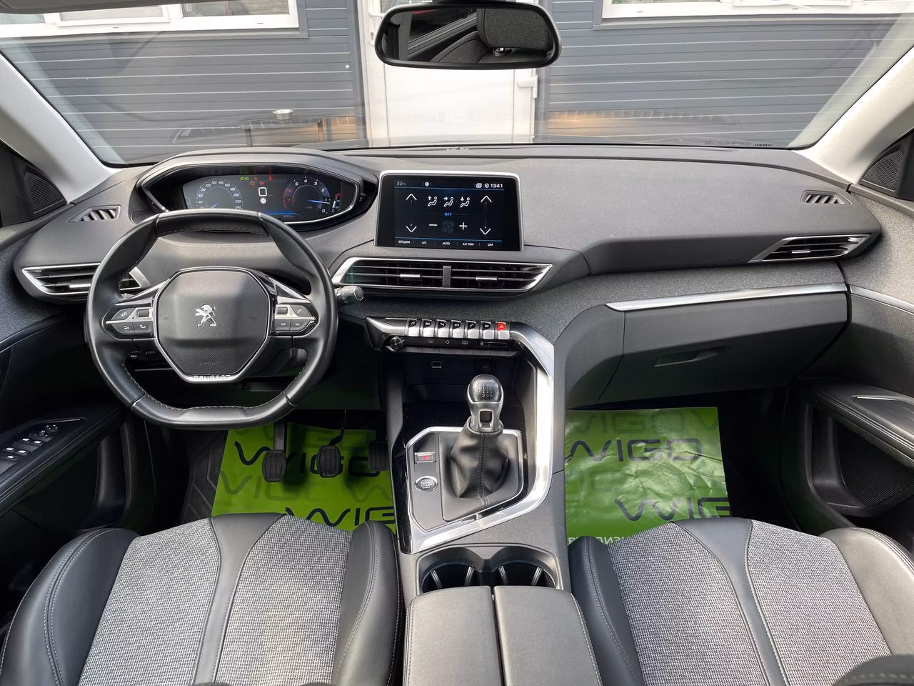 Peugeot 5008 фото 21
