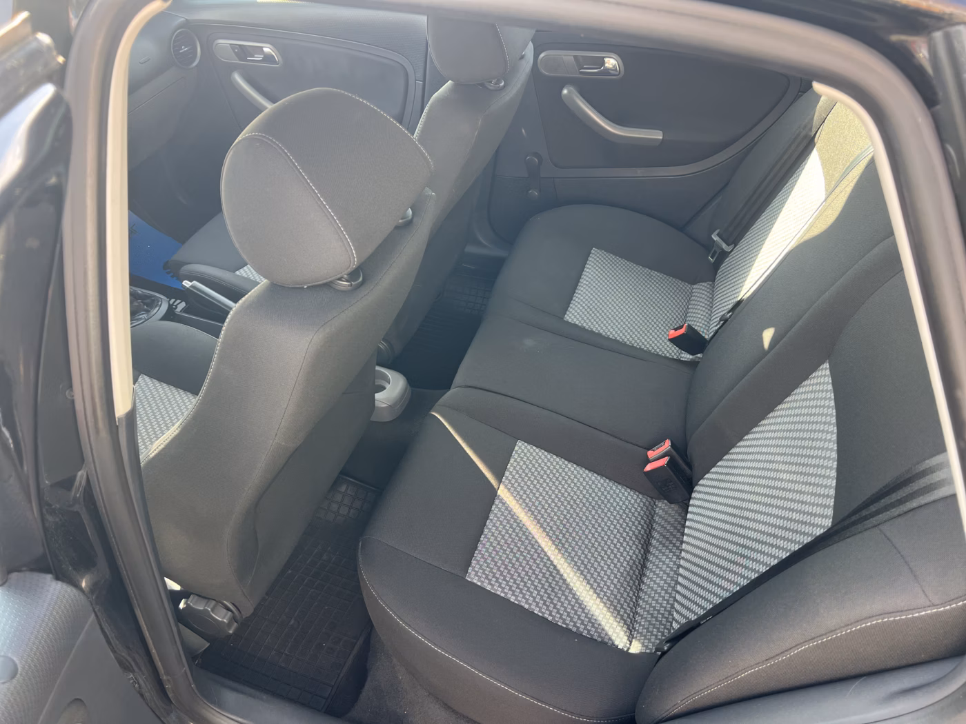 SEAT Cordoba фото 8