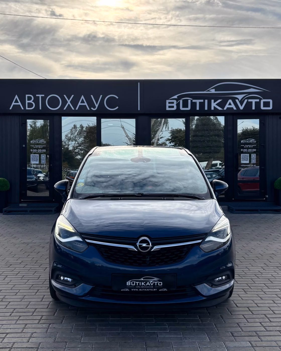 Opel Zafira фото 2