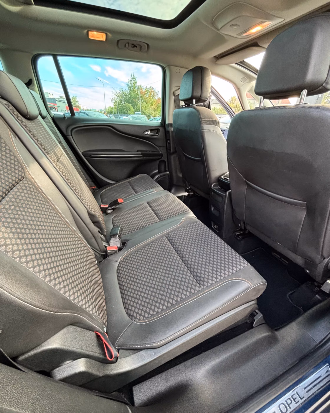 Opel Zafira фото 11